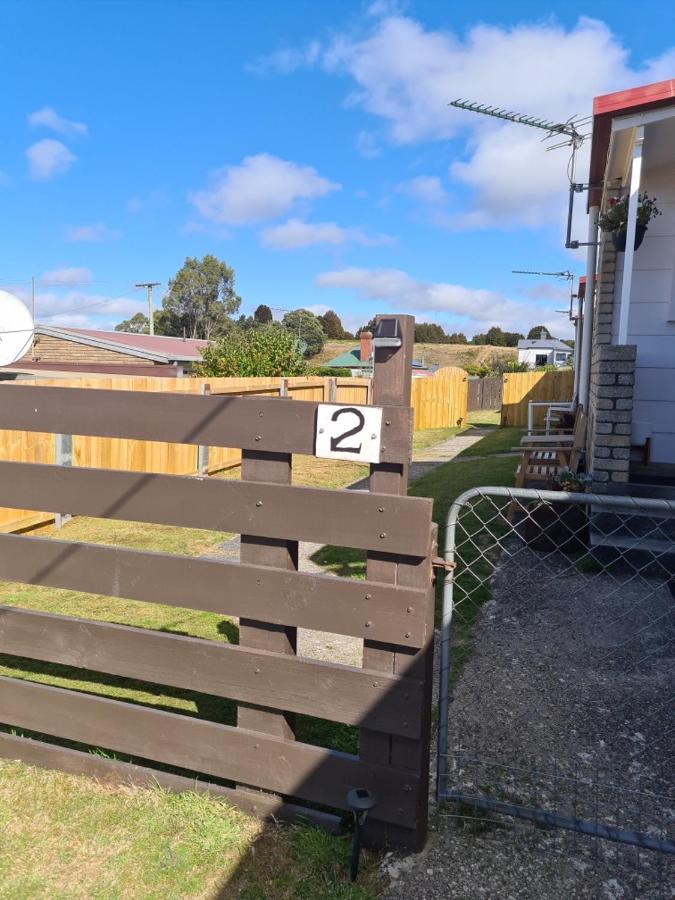 Waratah Waterfall Retreat Unit 1 Free Pay Tv In Two Rooms Free Wifi Exteriör bild