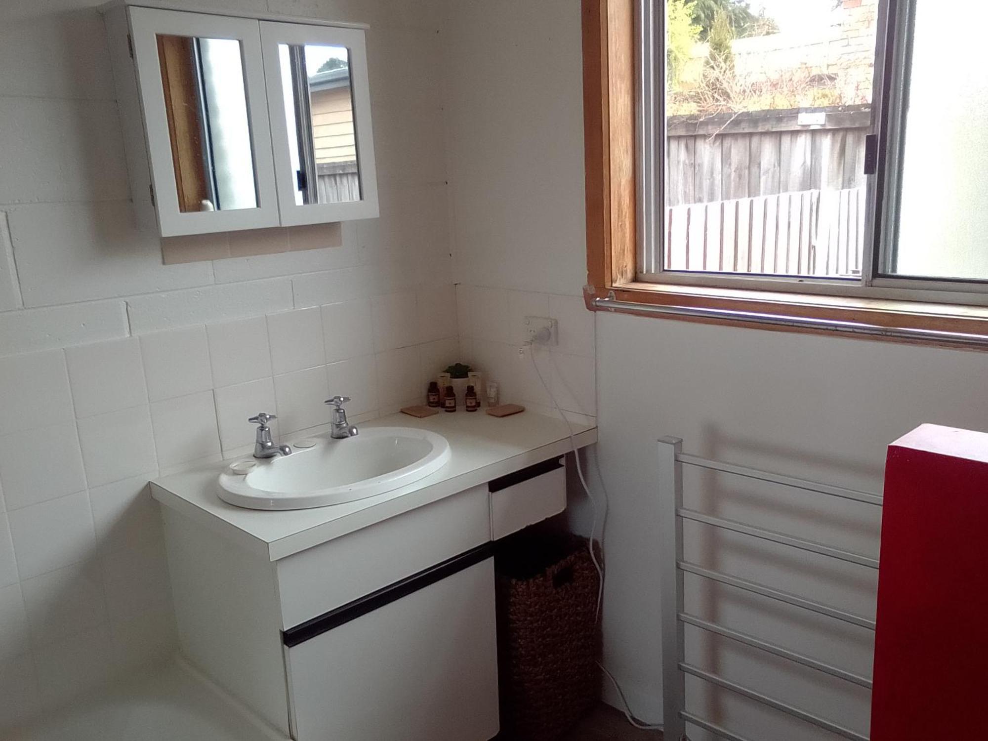 Waratah Waterfall Retreat Unit 1 Free Pay Tv In Two Rooms Free Wifi Exteriör bild