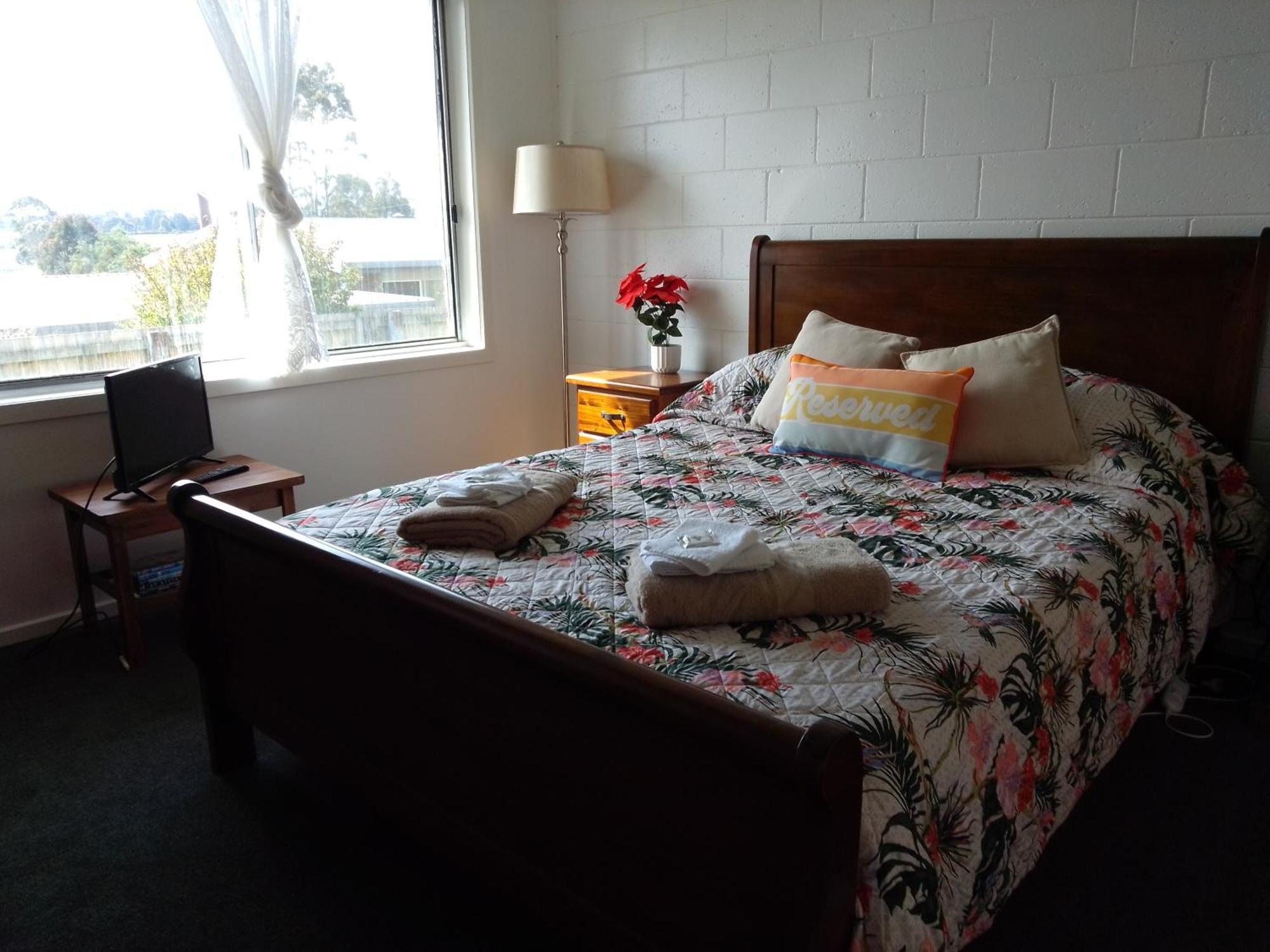 Waratah Waterfall Retreat Unit 1 Free Pay Tv In Two Rooms Free Wifi Exteriör bild
